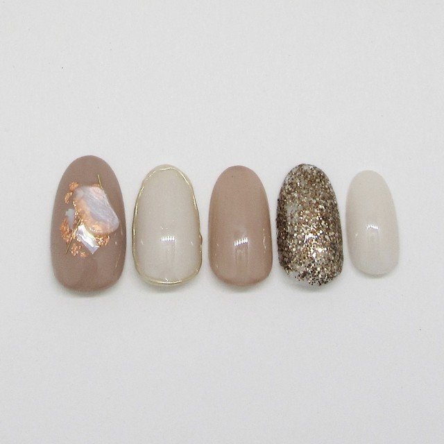 ニュアンスネイルチップ ブラウン ベージュ ミラー 夏 ホワイト シンプル 前撮り お呼ばれ Brown Simple Nuance Nail 41 Nailchip Meg