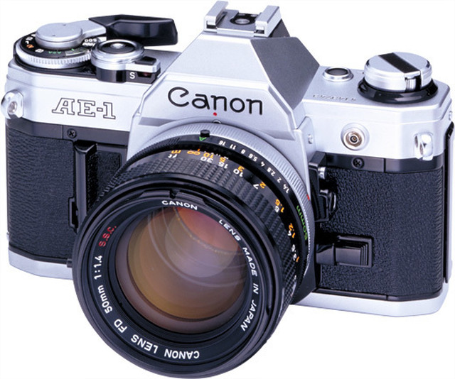 アンティークカメラ 送料無料 Canon Ae 1 Fd 50mm F1 4 付 フィルムカメラ カメラ 中古 中古 カメラ Canon Ae 1 Canon Ae 1 中古 Canon 単焦点レンズ 単焦点レンズ Canon Canon 単焦点 Canon レンズ 一眼レフカメラ 初心者 レンズ フィルター 52mm 送料無料