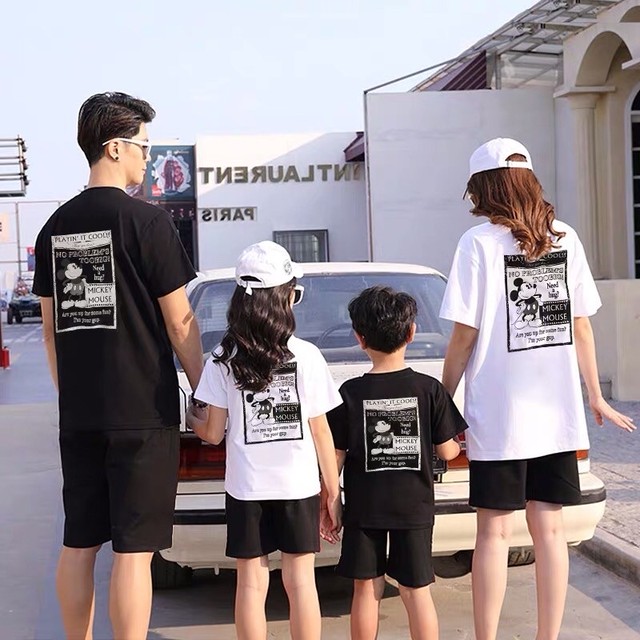 Kst2 送料無料 キッズ ベビー 2色 Need A Hug バックプリントレトロミッキーtシャツ ミッキーtシャツバックプリントtシャツ リンクコーデ 親子コーデ 家族コーデ カップルコー Yotsuha Kst2 送料無料 キッズ ベビー 2色 Need A Hug バックプリントレトロミッキーtシャツ ミッキーtシャツバックプリントtシャツ リンクコーデ 親子コーデ 家族コーデ カップルコー Yotsuha