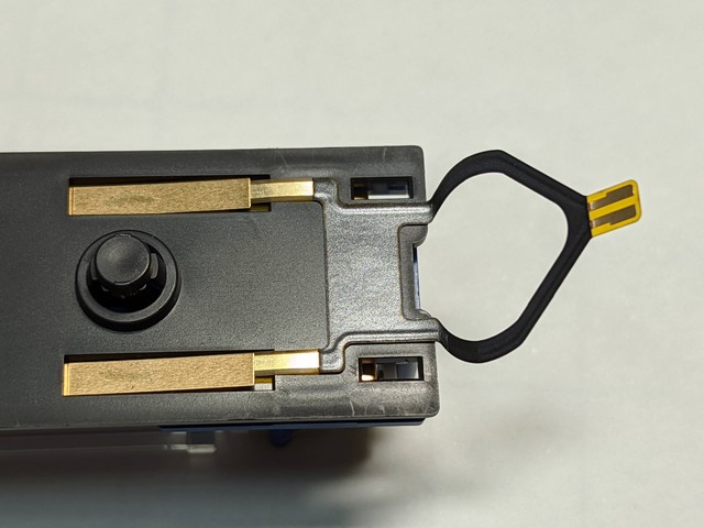 21 3月改良版 Katoカプラー通電化キット 6組入り Nゲージ ボディーマウント フックなし密連型対応 倶利伽羅車両製造 くりから しゃりょうせいぞう