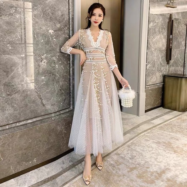 花柄 刺繍 マキシ ワンピース ドレス Estela エステラ レディース 通販 Bace 韓国