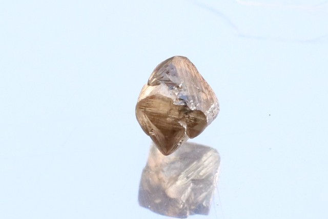 「ソーヤブル」原石 〇天然ダイヤモンド 〇ブラウン 〇0.23ct