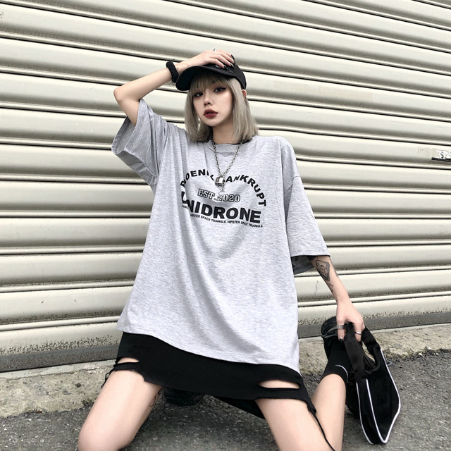 トップス 夏服韓国ファッショントレンドプリントルーズtシャツ 夏物 Museum Pleglad Demon