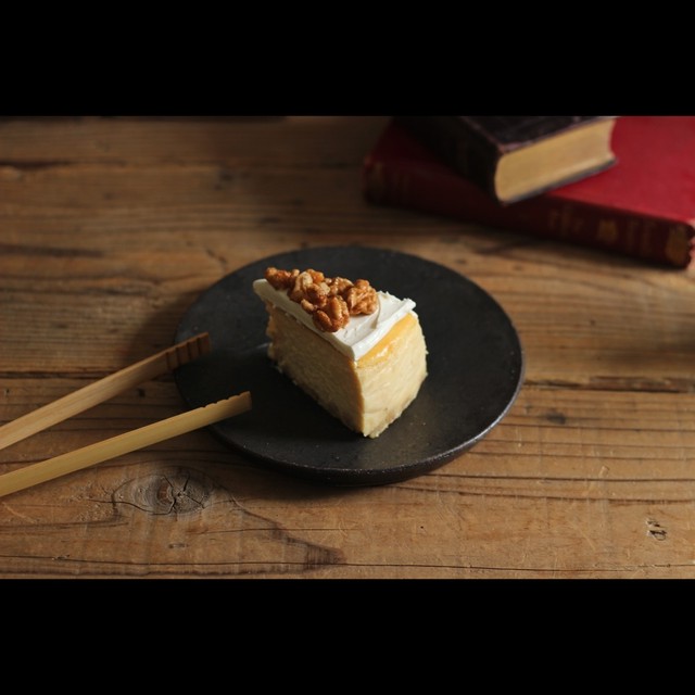 くるみとメープルベイクドチーズ 5号サイズ ホールケーキ Noix