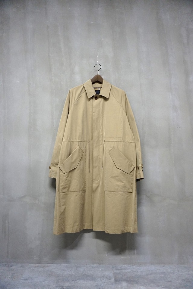 Smooth Stain Collar Coat