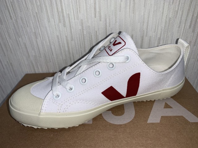 VEJA(J)NOVA CANVAS WHITE MARSALA 20%OFF