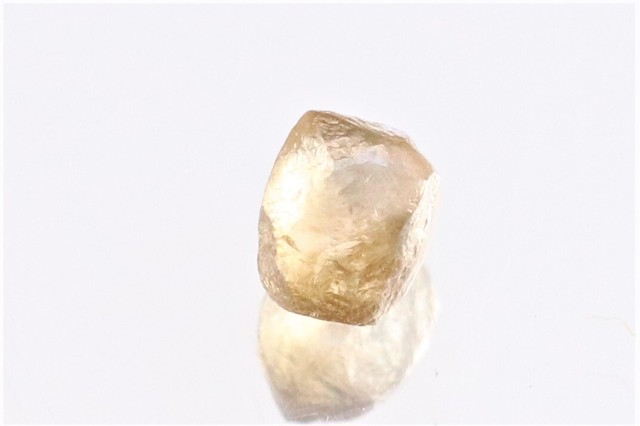 「ソーヤブル」原石 〇天然ダイヤモンド 〇ブラウン 〇0.23ct