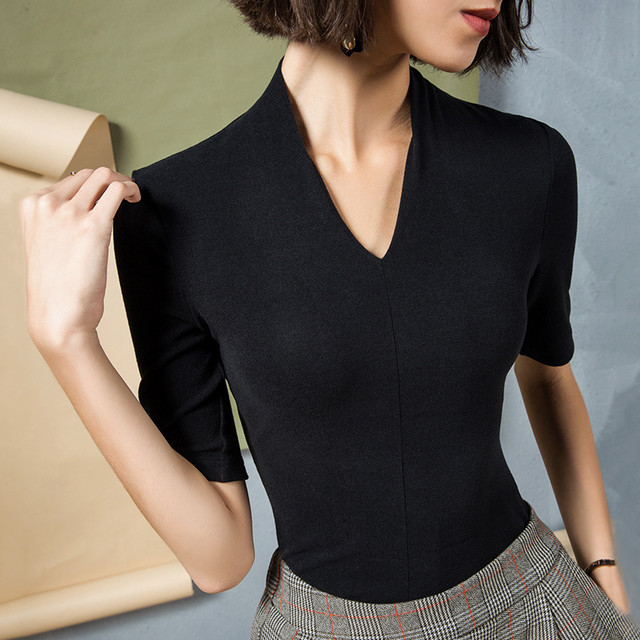 半袖シャツ カットソー 5分丈 Vネック タイト スリム シンプル ストレッチ 大人 セクシー きれいめ 無地 シック オフィス お出かけ デート ショッピング インナー 春 夏 トップス レディース サイズ豊富 女性 つらら商店