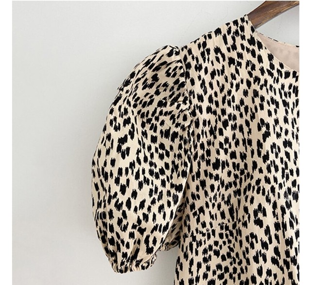 レオパード柄 パフスリーブワンピース 韓国ファッション ガーリーファッション パフスリーブ アニマル柄 Fee Lulu