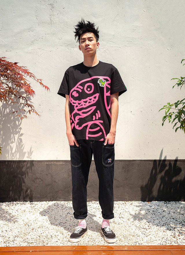 Sorsortシャツ Corade蛍光恐竜ピンクtシャツ 送料無料 メンズ レディース ユニセックス Corade