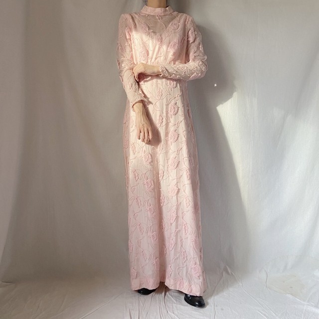 ピンク花柄刺繍ロングワンピース Boutique8