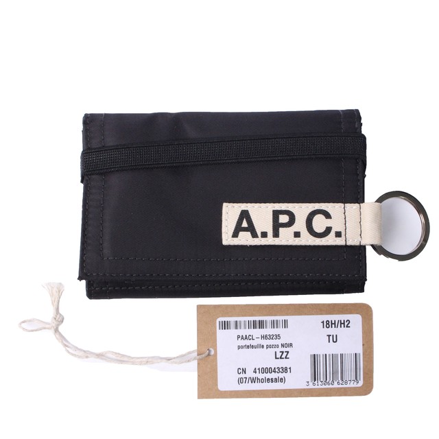 人気のファッショントレンド 50 キーホルダー 付き 財布