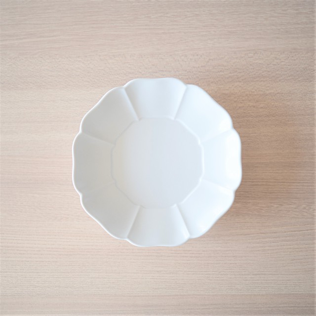 ホワイト花弁 5寸皿 ( 直径15cm )