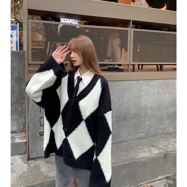 diamond pattern knit