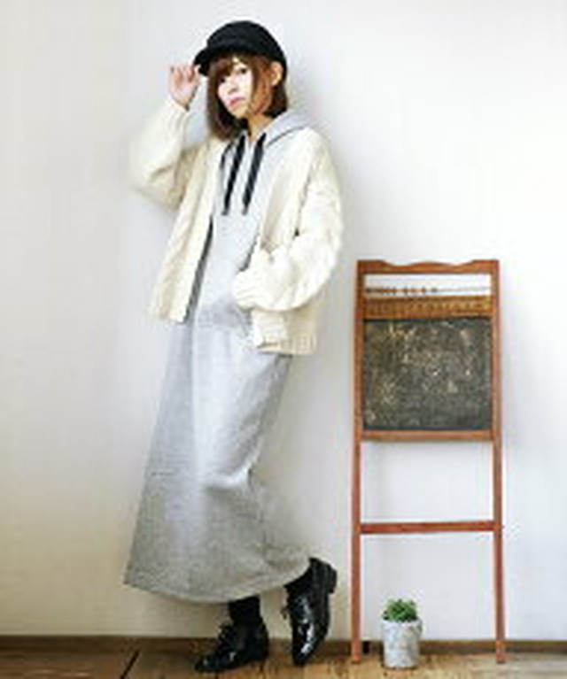 人気のファッショントレンド ラブリーマキシ 丈 ワンピ 冬 コーデ