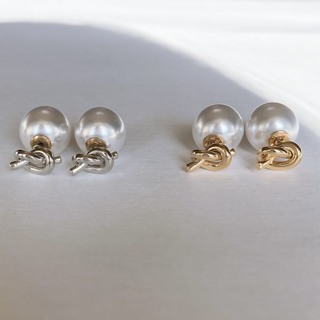 【ピアス】ノットチタンピアス アレルギー対応 チタンピアス
