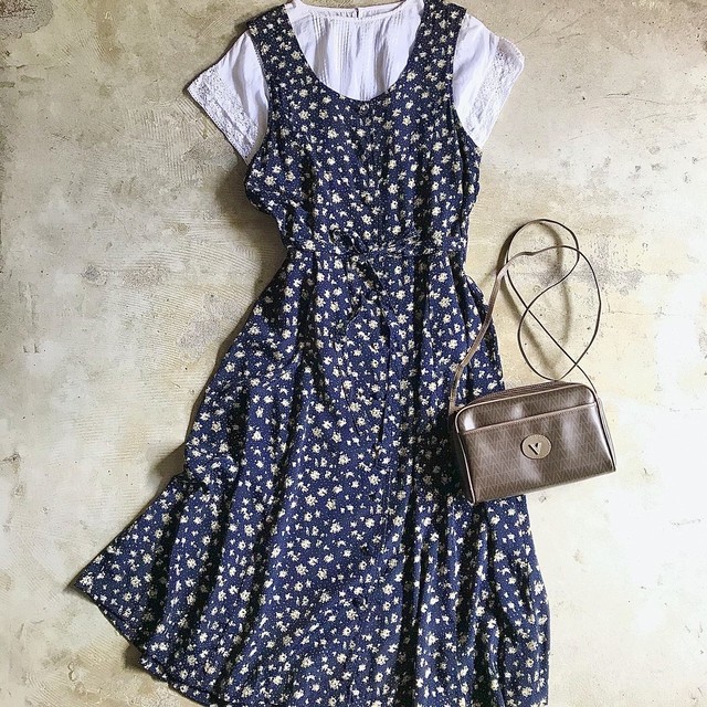 Sold Out ノースリーブワンピース 前開き 花柄 総柄 Used Light Cave Attic Of Alice