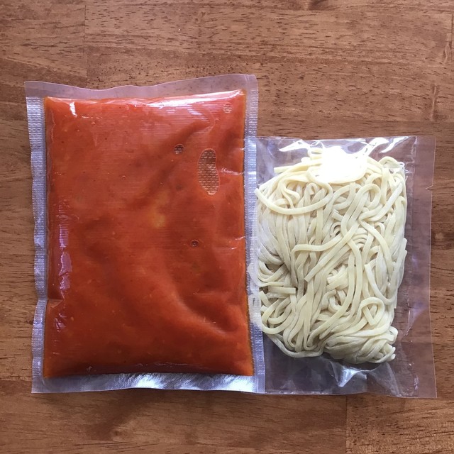 海老のアメリカンソースのパスタ