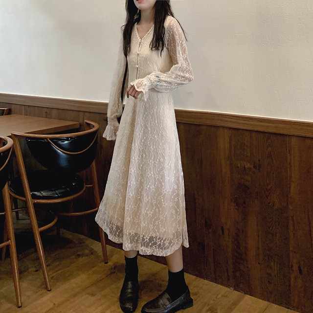 甘めなレースコーデに 総レース長袖ワンピース レイヤードスタイル ロング丈マキシ 花柄ワンピ レディース リゾートワンピース ワンピ シアー マキシ丈 フラワー 大人 おしゃれ かわいい 韓国レディース キッズファッション Londonbridge ロンドンブリッジ