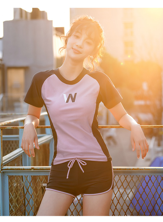 人気商品 Sale 70 Off シンプルな大人スポーティースタイル セパレート ｔシャツ 半袖 ボクサーパンツ 体型カバー スポーティー バイカラー 水着 通販 ナイトプール La Pausa Tokyo