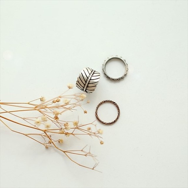 3個セット カジュアルリング 指輪 ゴールド シルバー アクセサリー 重ね付け風 リーフ 葉っぱ ジョイントリング カフリング プレゼント 可愛い レディース 取寄 発送目安14 21日営業日 Laff Store 会社情報 納期の確認をお願いします