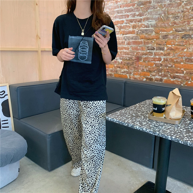 トレンド感たっぷり テロテロ素材 アニマル柄 パンツ レオパード柄 10分丈 ウエストゴム ワイドパンツ ベーシック レディース メンズライク ストレートパンツ ヒョウ柄 韓国レディース キッズファッション Londonbridge ロンドンブリッジ