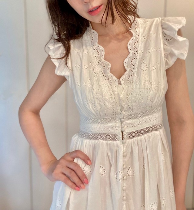 レース刺繍ワンピース Fanfan Closet ファンファンクローゼット レース刺繍ワンピース Fanfan Closet ファンファンクローゼット