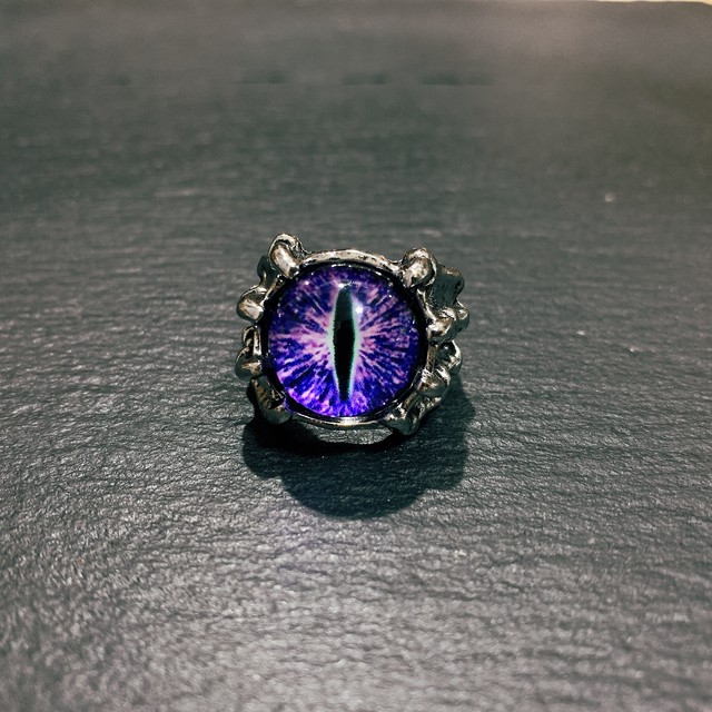 邪眼の指輪 イビルアイ 異世界雑貨屋