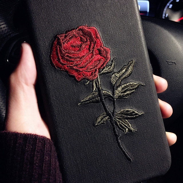 Iphone7 8 ケース 薔薇 バラ 刺繍 オシャレ 可愛い カバー 黒 Zaf