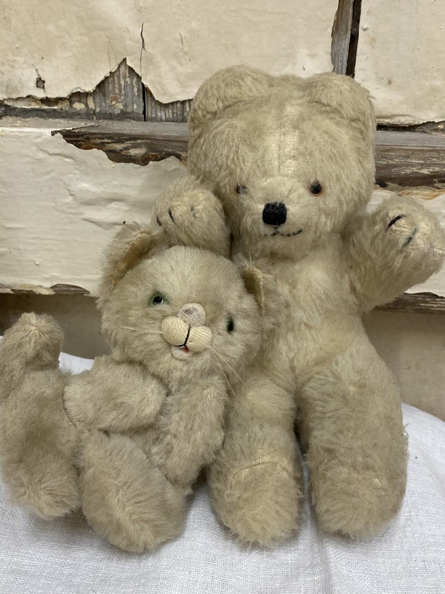 お手手をあげてるクマさんのぬいぐるみ イギリス製 60年代 ヴィンテージぬいぐるみ Weekendcats