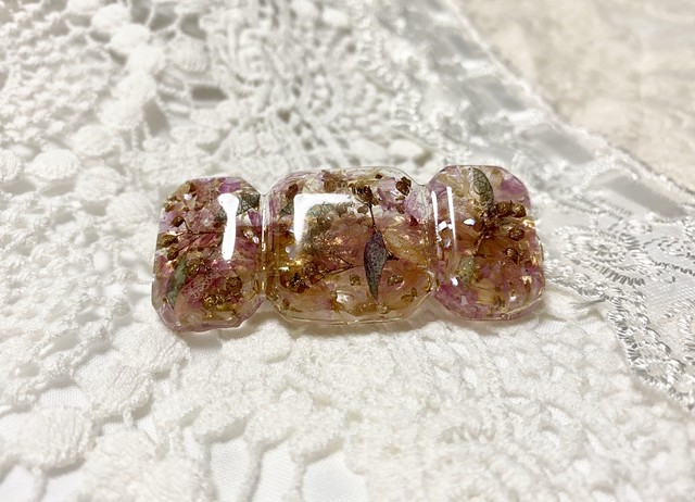 紫陽花 かすみ草 スターチス レジンバレッタ ヘアバレッタ バレッタ ピンク 赤系 レジン 髪飾り 春色 ドライフラワー ボタニカル アンティーク クラシカル フラワーアクセサリー