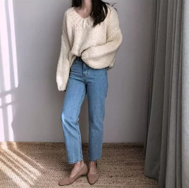 送料無料 Vネックざっくりニット ニットトップス レディース 春 ローゲージニット デザインニット ざっくりニット 長袖 トップス ゆったり セーター 黒 ニット生地 大人可愛い カジュアル 大人カジュアル セクシー モード フェミニンゆるふわ 1304 Sayurio