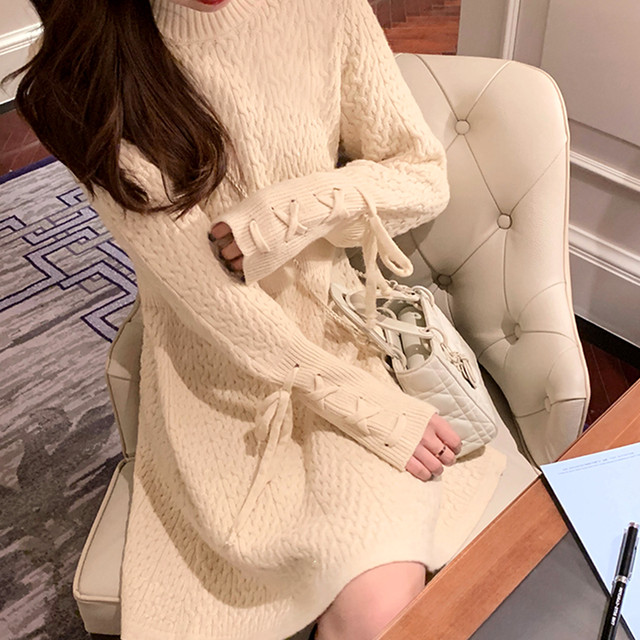 ニットワンピース 秋 冬 エレガント きれいめ 30代 40代 50代 ケーブル編み ミニ丈 ミニワンピ Aライン 袖リボン レースアップ ガーリー かわいい キュート 体型カバー デート 女子会 お出かけ Rb A10 0039 Redbell