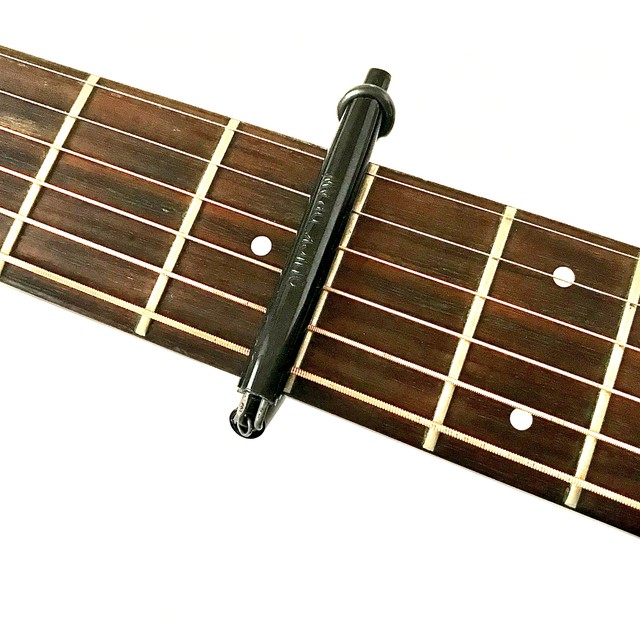 Quick Draw Guitar Capo 音楽工房はこぶね Kozo Toyota Irish Music Shop