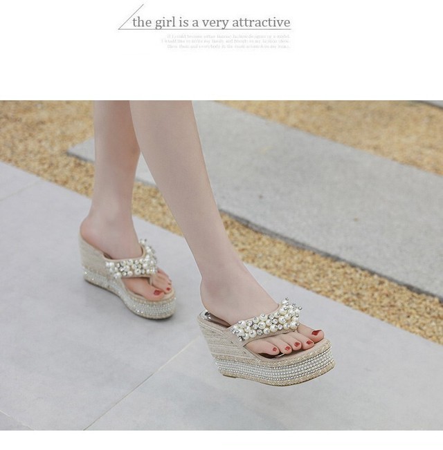 厚底 サンダル パール キラキラ ビーチサンダル 黒 ブラック ベージュ ウェッジ 可愛い リゾート お出かけ デート 韓国 韓国ファッション オルチャン オルチャンファッション P814 Korean Select 韓国ファッション オルチャンファッション