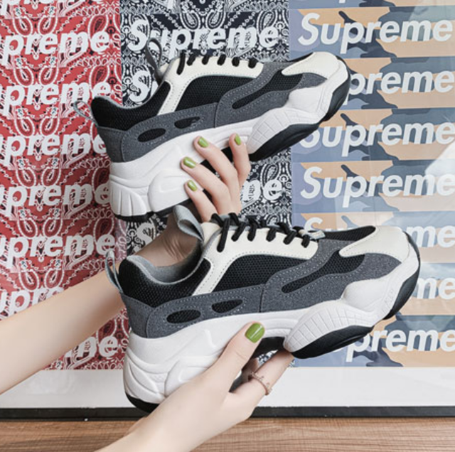 お取り寄せ 送料無料 2色展開 夏 原宿系 かっこかわいい スポーティ スニーカー レディース Sh150 Room811