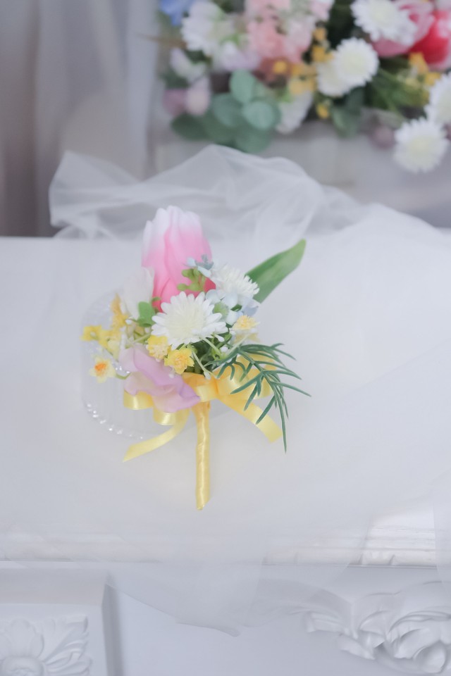 送料無料 即納 チューリップクラッチブーケ ビッグブーケ 造花ブーケ ブライダルブーケ 結婚式 披露宴 ウエディングブーケ パーティ 前撮り 二次会 ナチュラル 花束 ウェディングブーケ Flurparet Bouquet