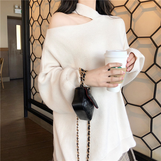 トップス ニット 肩出し ワンショルダー タートルネック オープンショルダー 長袖 秋 冬クリーム キャメル ブラック 大人 通勤 セクシー 可愛い カジュアル シンプル ワンカラー おしゃれ 主役級 デート 女子会 勝負服 ヘルシー Preirie East プレイリー イースト