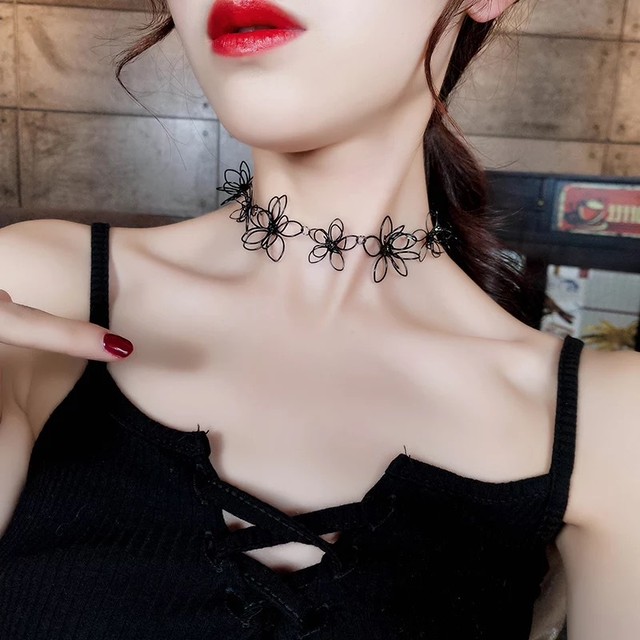 flower black choker