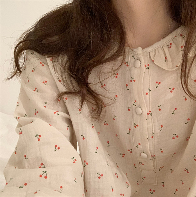 送料無料 ルームウェア パジャマ ナイトウェア ワンピース さくらんぼ チェリー柄 プリント フリル襟 長袖 キャンディスリーブ 大人 おしゃれ ガーリー 可愛い キュート アプリコット ゆったり 楽ちん リラックス 部屋着 春 秋 レディース Relaxy