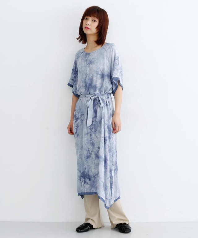 Merlot メルロー 夏に タイダイ染め ロングワンピース ウエストリボン付き Loosey Goosey