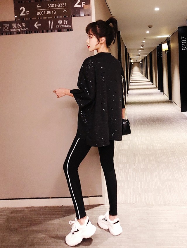 ラインデザイン ハイウエスト ラインパンツ ボトムス レギンスパンツ パンツ レギンス お洒落 ストリート 大人カジュアル スポーツmix シンプル 可愛い お洒落 春夏 秋 細魅せ レディース 女性 ブラック グレー つらら商店