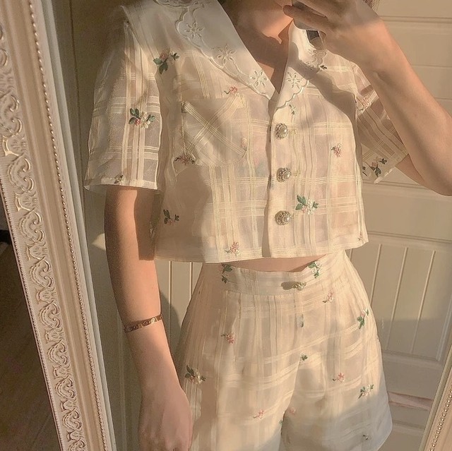 see-through check set up