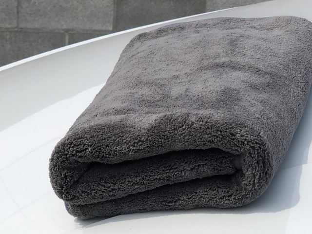 一気に吸水する 洗車用タオル Exclusive Premium Dry Towel プレミアムドライタオル 1000gsm 洗車後の拭き取りクロスの決定版 Wax Arts