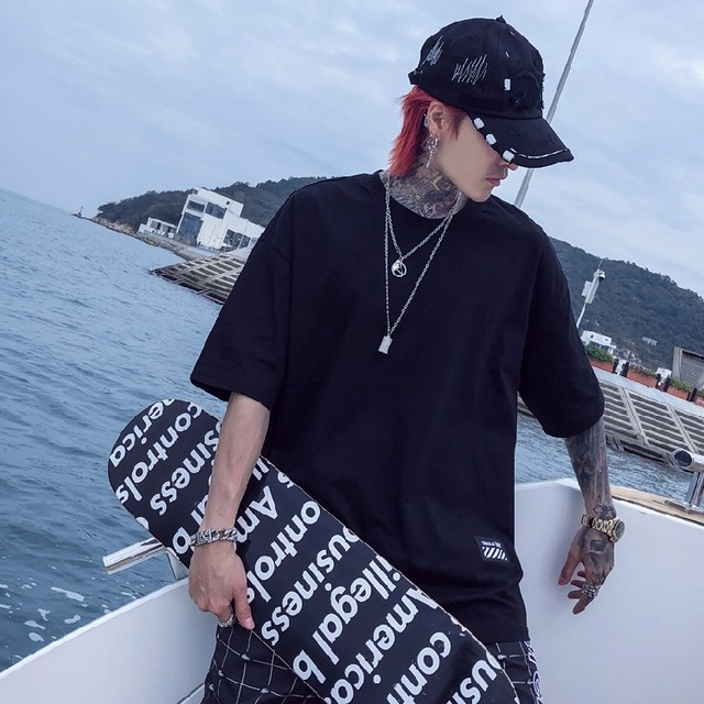 レディース メンズ Tシャツ かっこいい デザイン 新作 個性的 大きいサイズ 白 黒 ピンク 渋谷 系 おしゃれ ホワイト ブラック ストリート トップス シャツ Max Voyage