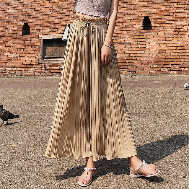 お取り寄せ品 ワイドに広がるフレアガウチョパンツ Lotustage