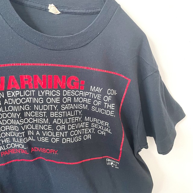 93 ヴィンテージ Tシャツ 90s Fashion Victim ファッションヴィクティム ビンテージ雑貨 家と外で