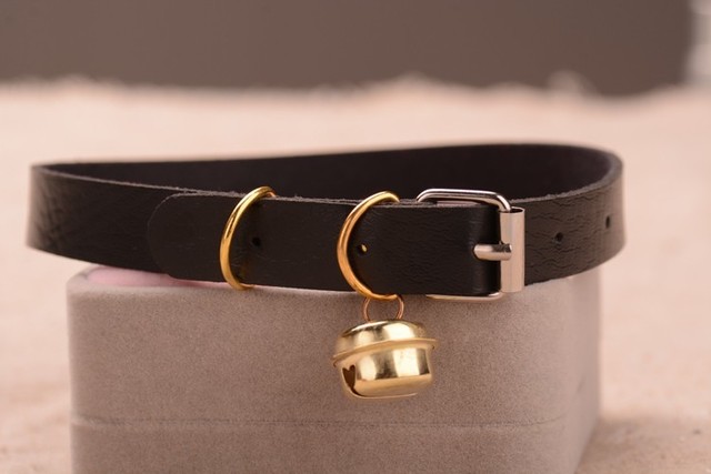 バックル付 ベルトタイプ 鈴付 レザー チョーカー ゴスロリ 原宿系 首輪女子 ちゅらネット にふぇーでーびる