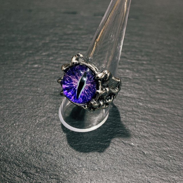 邪眼の指輪 イビルアイ 異世界雑貨屋