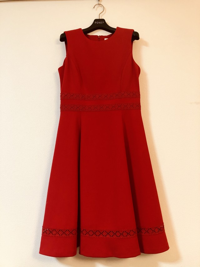 カルバン クライン 赤ノースリーブワンピ 恋のトリコ